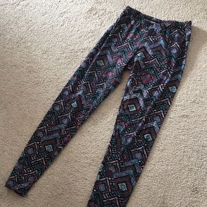 Super soft leggings. Size M. Worn once